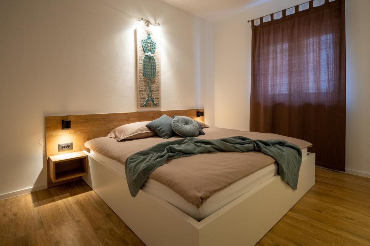 Lea Apartments Drage Esterno foto