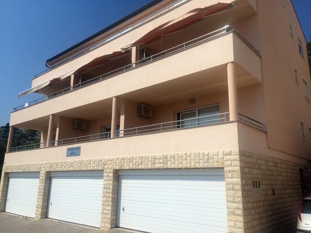 Lea Apartments Drage Esterno foto