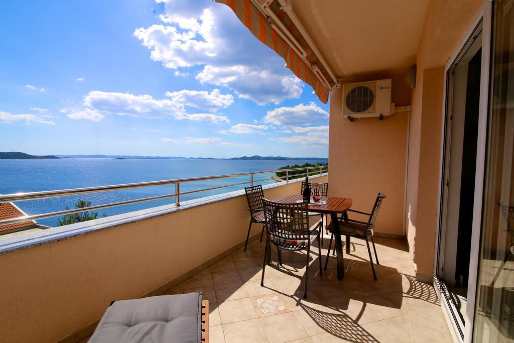 Lea Apartments Drage Esterno foto