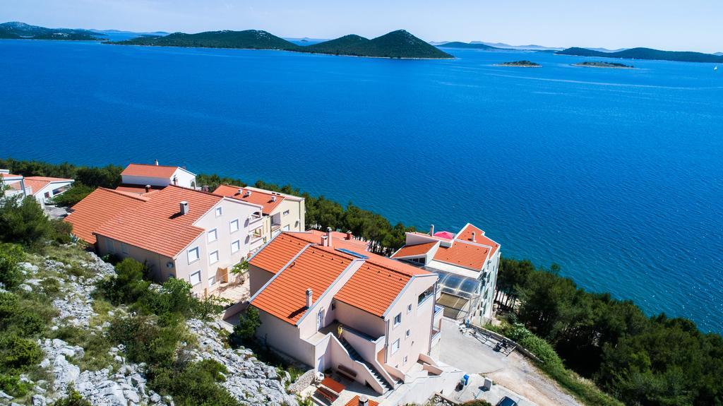 Lea Apartments Drage Esterno foto